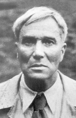 0111200584-Pasternak.jpg