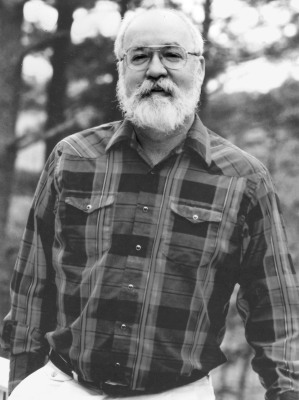 0111202398-Dennett.jpg