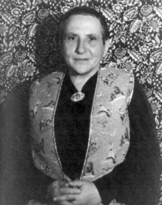 0111206444-Stein.jpg